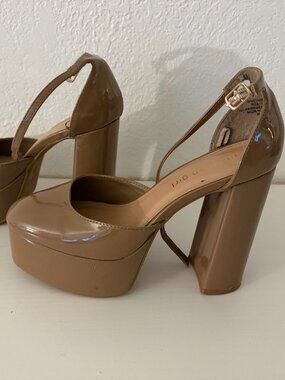 Madden Girl G-Detroit heels in size 7, nude.
